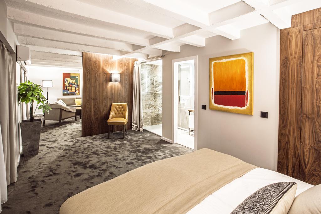 Nomad Luxury Suites Belgrado Exterior foto