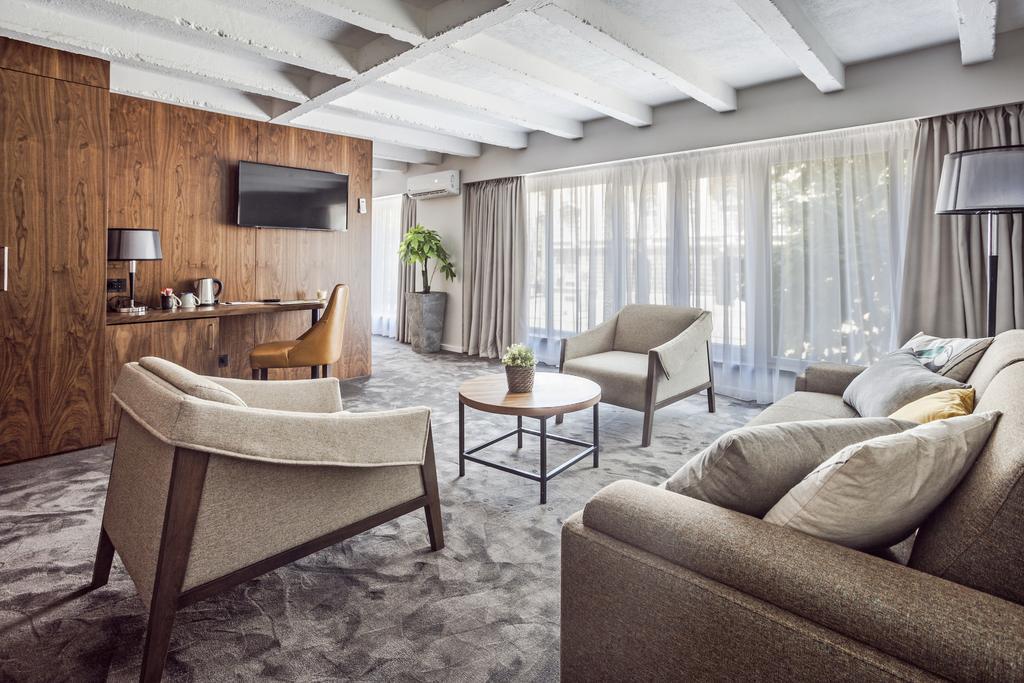 Nomad Luxury Suites Belgrado Exterior foto