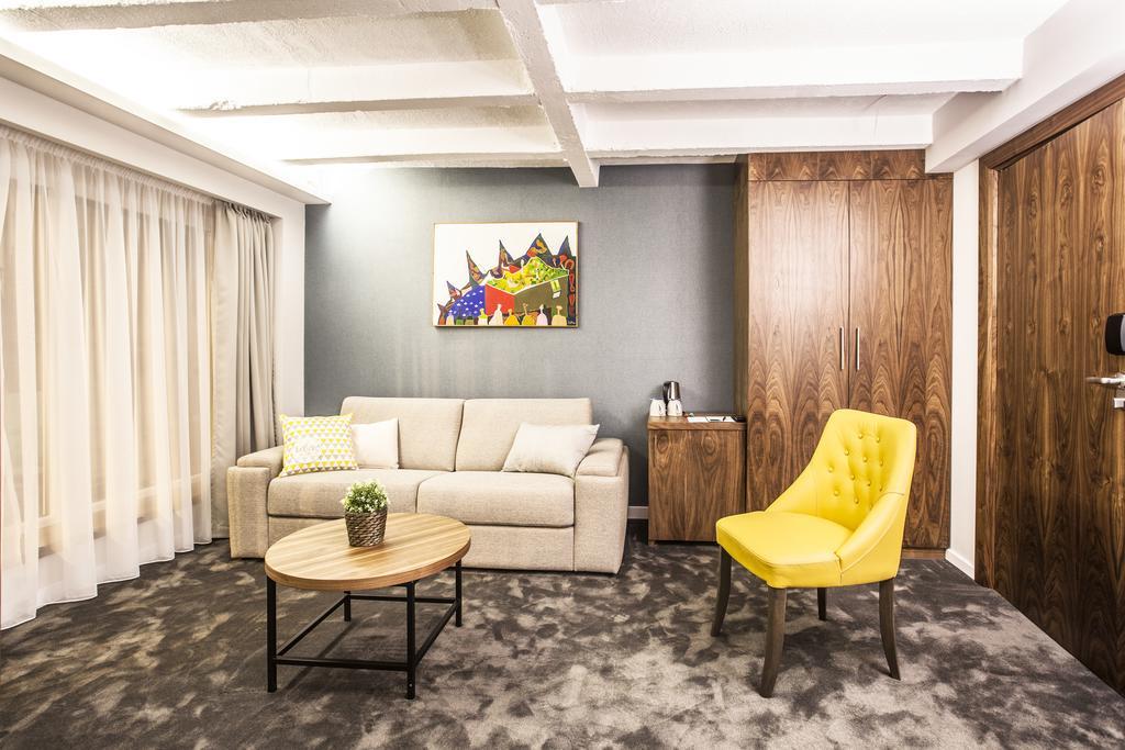 Nomad Luxury Suites Belgrado Exterior foto